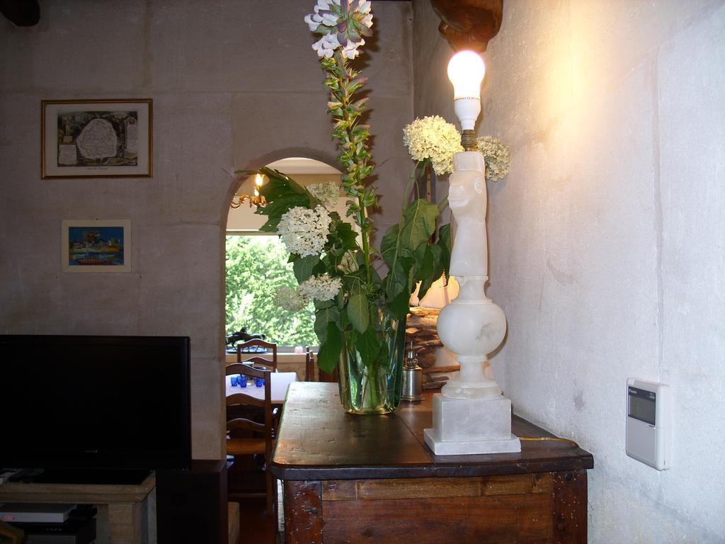 Mas Des Collines Bed & Breakfast Fontvieille Exterior photo